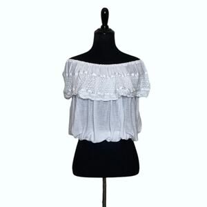 Free People White Bohemian off the shoulder top XS